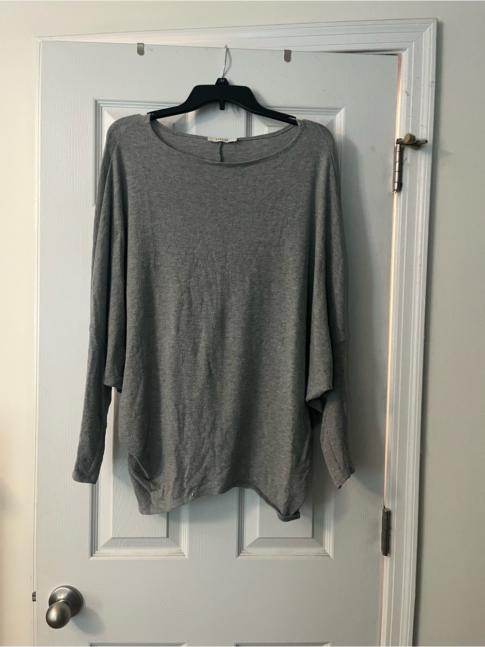 Jolie Gray Long Sleeve Batwing Top